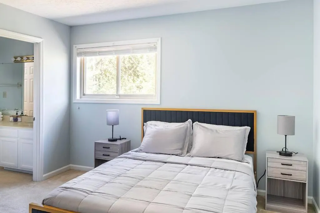 King Bed_Cozy Urban Retreat-Central Memphis États-Unis